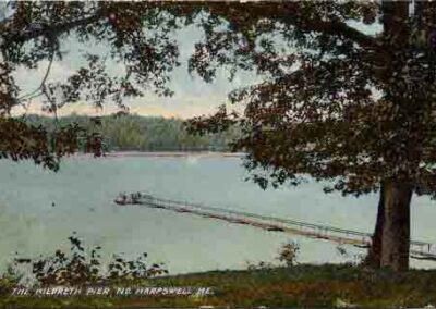 Hildreth House Opened in 1907 by Charles Hildreth and operated by various members of the Hildreth family It is on what is now called Hildreth Road. They featured shore dinners, out door and salt water activities with a 240 foot dock. Later owned by Dr. Otis Downs. The farm house still exists as is the residence of the Howlands.